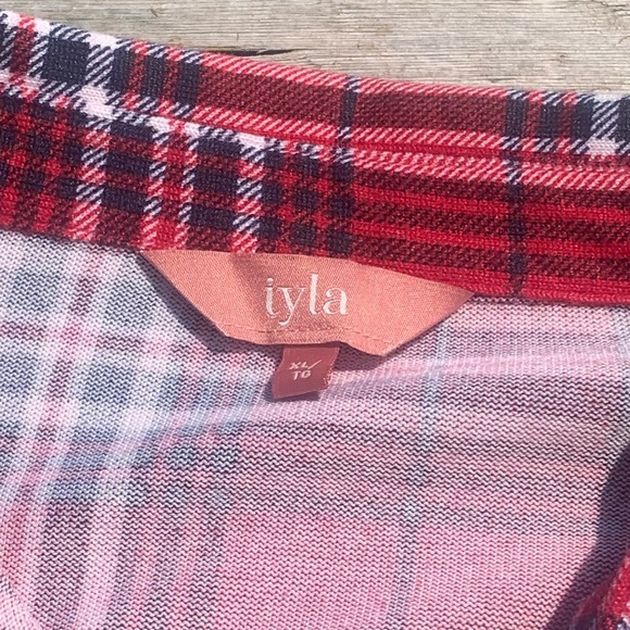 💛 Iyla by Fila Red & Navy Plaid Flannel Button-Up Shirt Size M - Picture 5 of 6